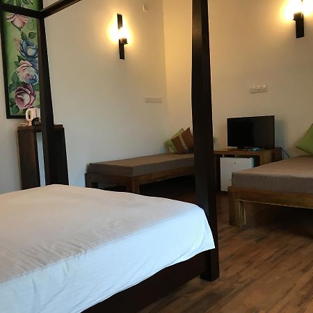 Lespri Grand Hotel Negombo Kültér fotó