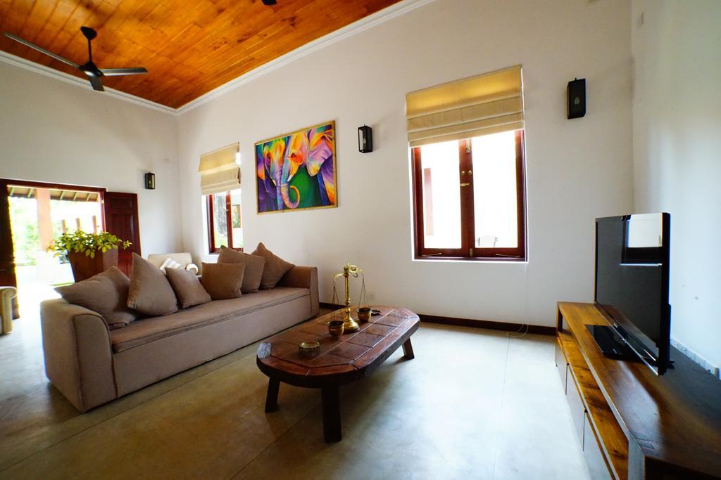 Lespri Grand Hotel Negombo Kültér fotó