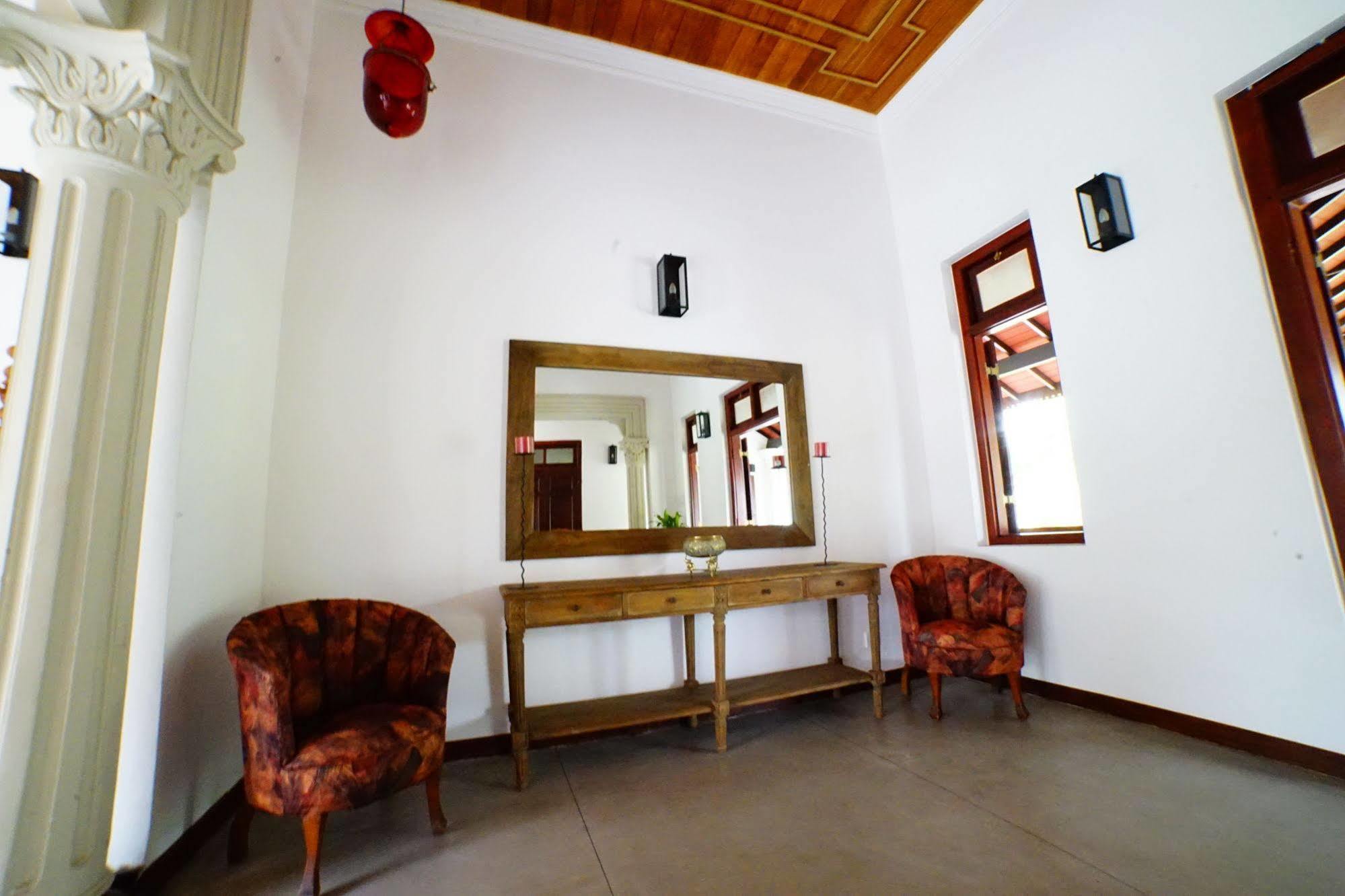 Lespri Grand Hotel Negombo Kültér fotó